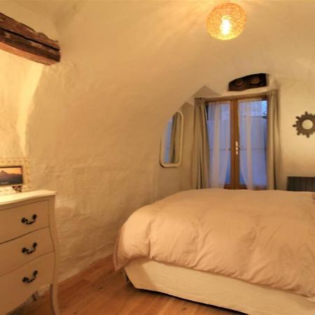 La maison Laugier charme, confort, authenticité Saint-Étienne-de-Tinée Extérieur photo