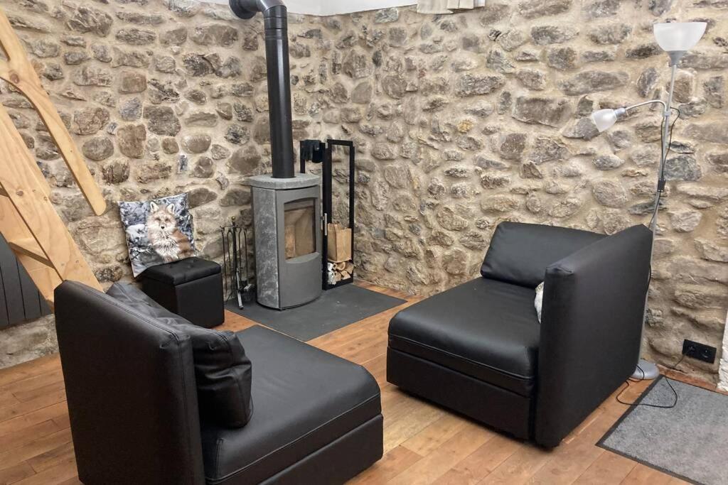 La maison Laugier charme, confort, authenticité Saint-Étienne-de-Tinée Extérieur photo