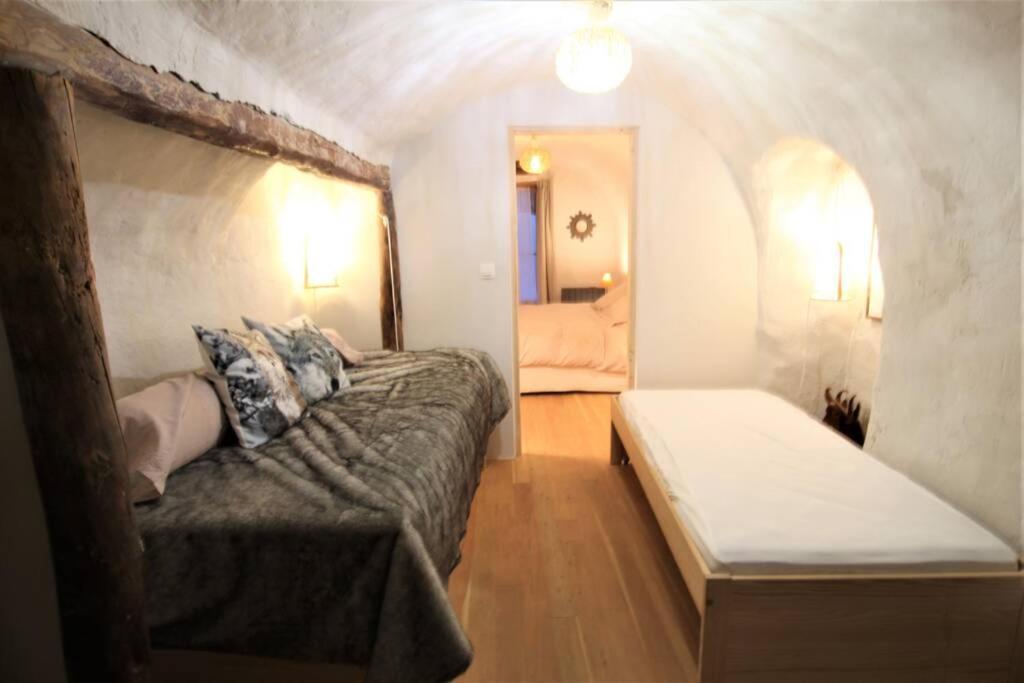 La maison Laugier charme, confort, authenticité Saint-Étienne-de-Tinée Extérieur photo
